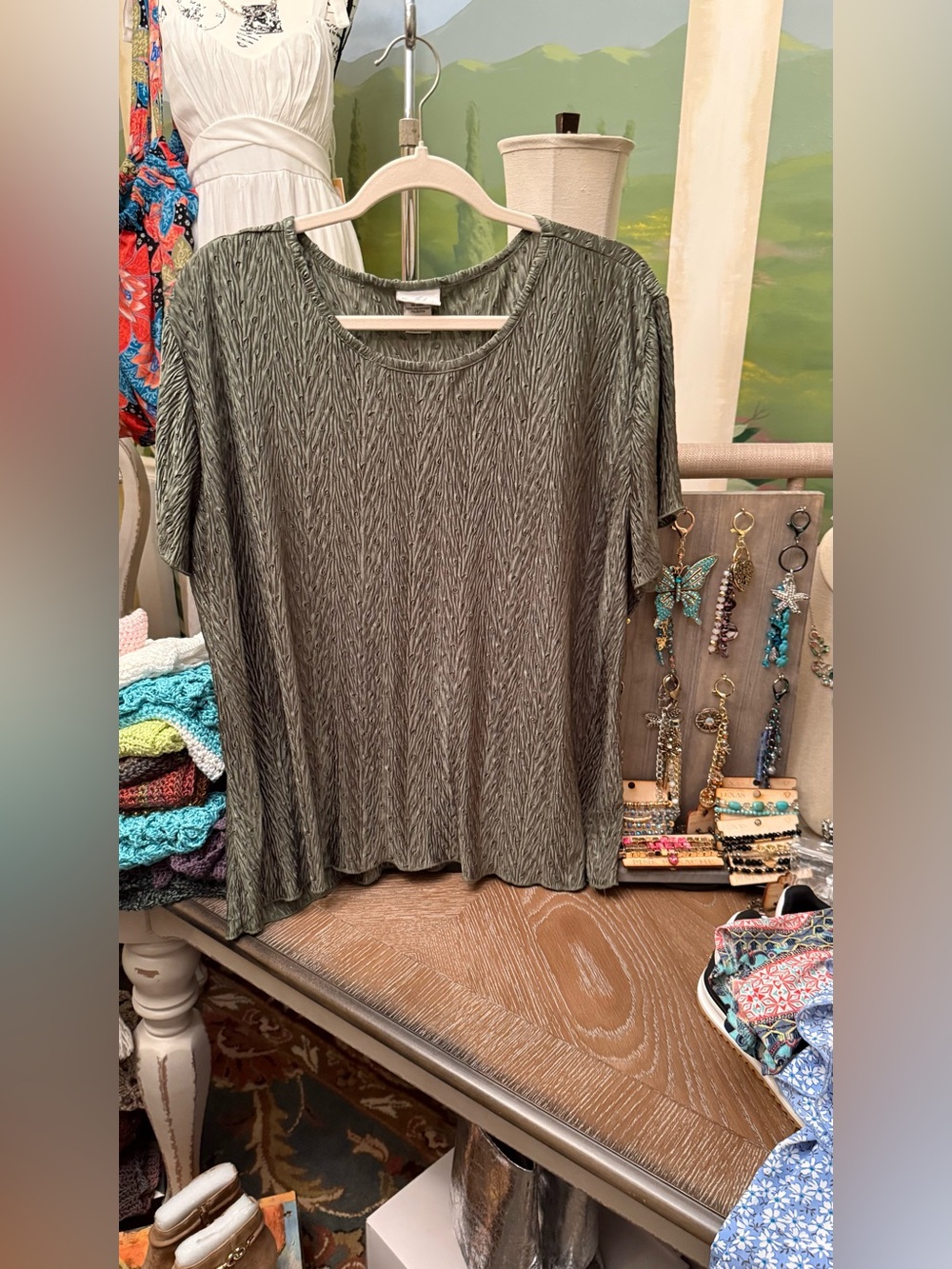 Women's Olive Green Textured Short-Sleeve Top